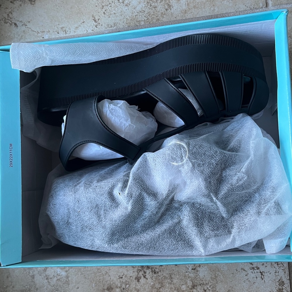 NWT Jeffrey Campbell Candied Black Matte Platform Fisherman Jelly Sandals - Picture 2 of 8